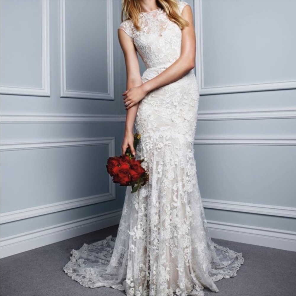 Monique lhuillier Stella gown